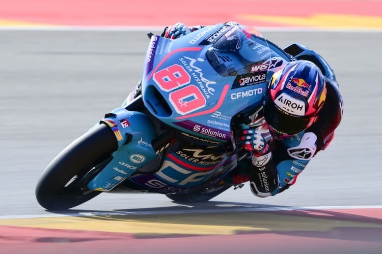 Davis Alonso verunfallte in Aragon nach einer Berührung mit seinem Teamkollegen Holgado