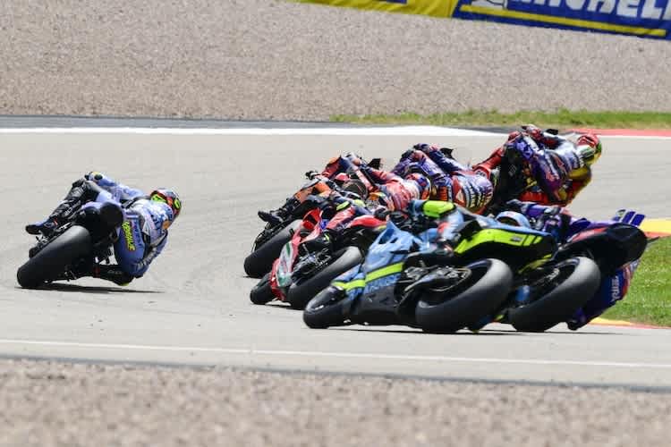 Fermin Aldeguer auf der Aussenbahn