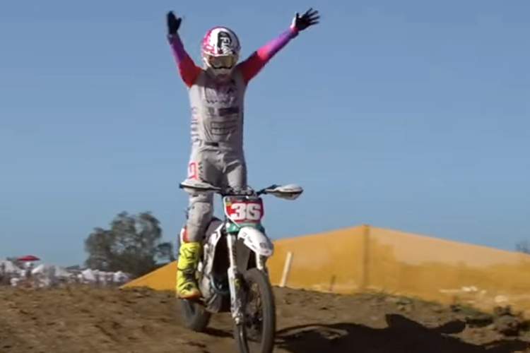 Nico Greutmann im Ziel