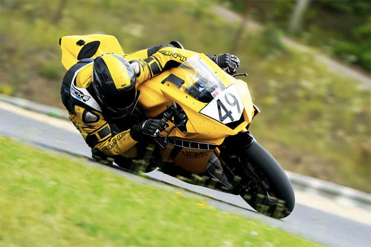 IBPM Supersport Open - #19 Tim Holtz rast zum Doppelsieg