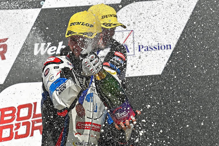 Am Ende knallten die Korken