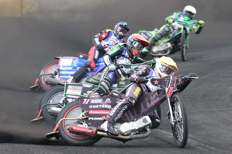 In Stralsund: Janowski vor Basso, Berntzon und Percotti