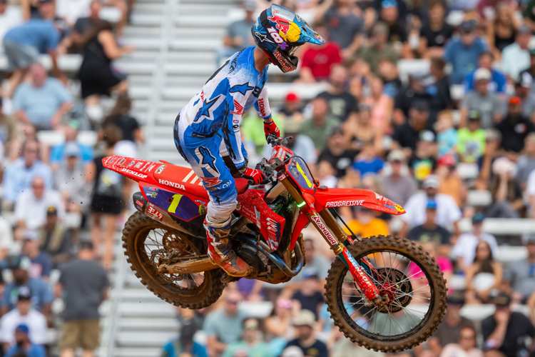 Jett Lawrence dominierte den Auftakt der SMX Playoffs