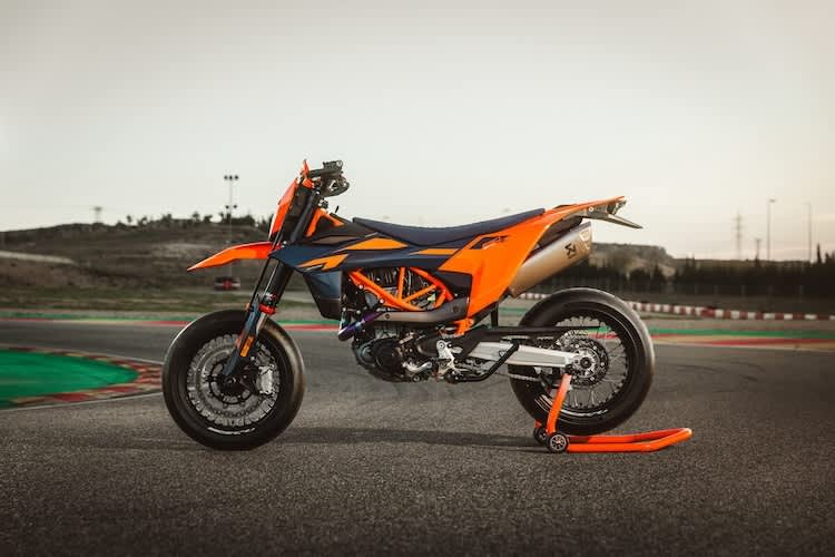 Die neue KTM 690 SMC R
