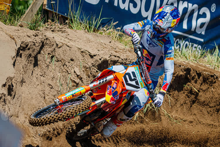 Simon Längenfelder in Tensfeld