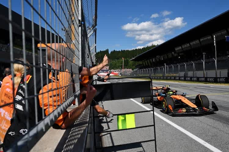 Lando Norris durfte mit dem McLaren-Team auf dem Red Bull Ring den siebten GP-Sieg seiner Formel-1-Karriere feiern