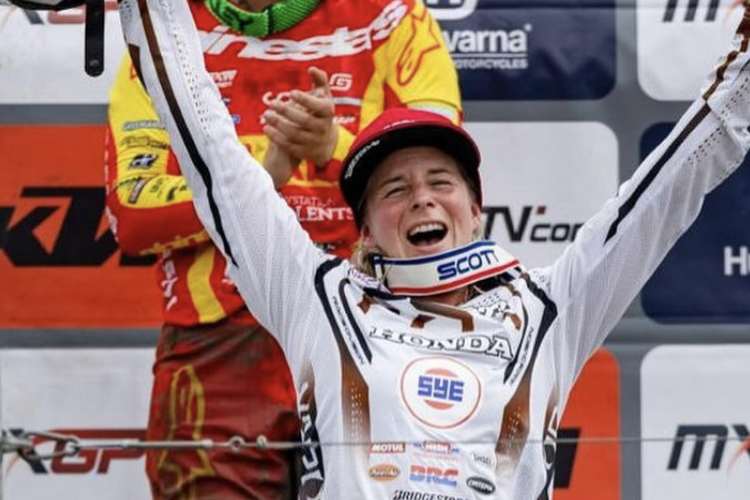 Larissa Papenmeier auf dem Podium