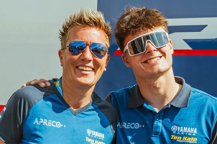 Corine Brandhorst mit Lennox Lehmann (v.li.)