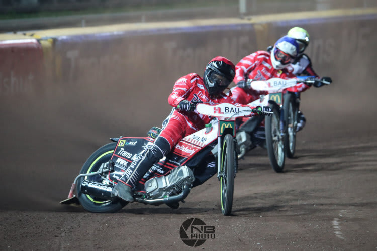 Das Landshut-Duo Antonio Lindbäck (vorne) und Victor Palovaara