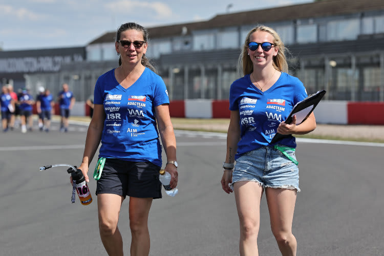 Lucy Michel in Assen