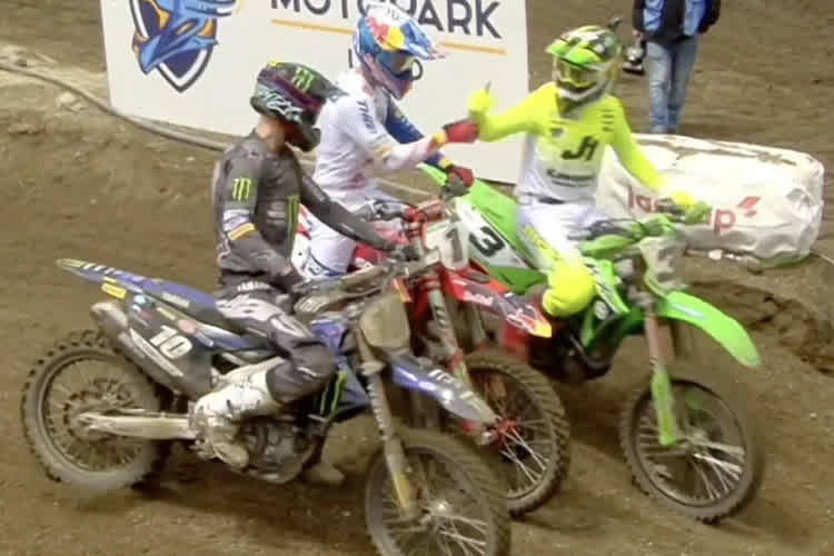 Prado gewann den ersten Lauf vor Febvre und Vlaanderen