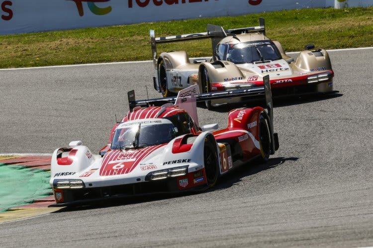 Werks-Porsche 963 vor dem Jota-Porsche in Spa