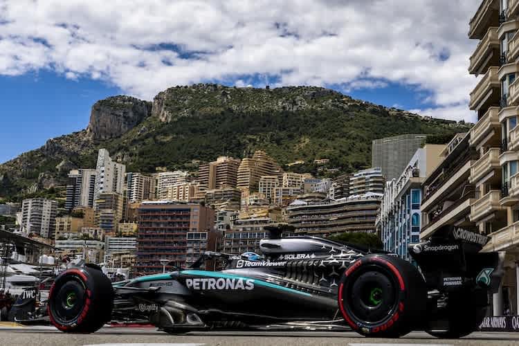 George Russell unterwegs im Fürstentum Monaco
