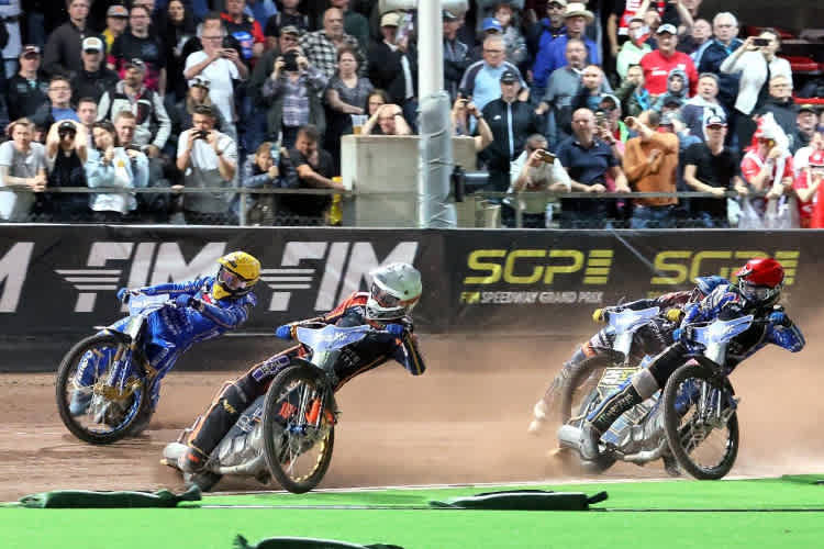 Im Finale (v.l.): Zmarzlik, Michelsen, Holder und Kubera