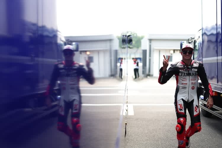 Ungewohnter Look für MotoGP-Fans: Jack Miller im Langstrecken-Outfit von Yamaha