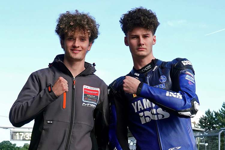 Jan und Ken Mohr (v.li.)