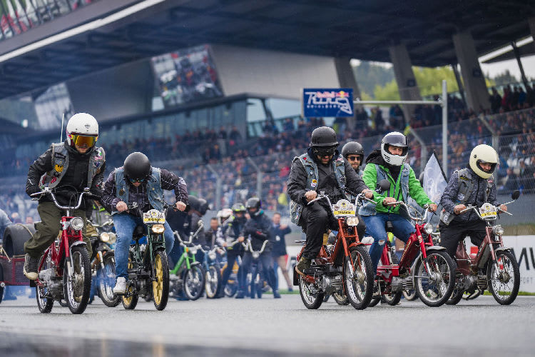 Mit dem eigenen Moped auf die Profi-Rennstrecke: Das ist im August auf dem Red Bull Ring möglich