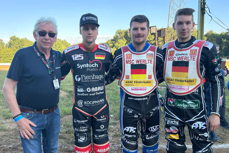 Josef Hukelmann, Lukas Fienhage, Fabian und Timo Wachs