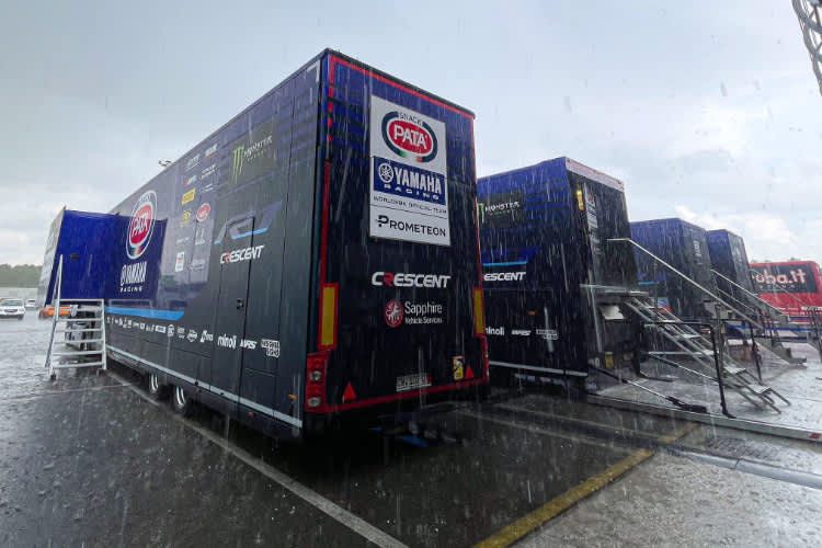 Es schüttete nur wenige Minuten – doch das reichte