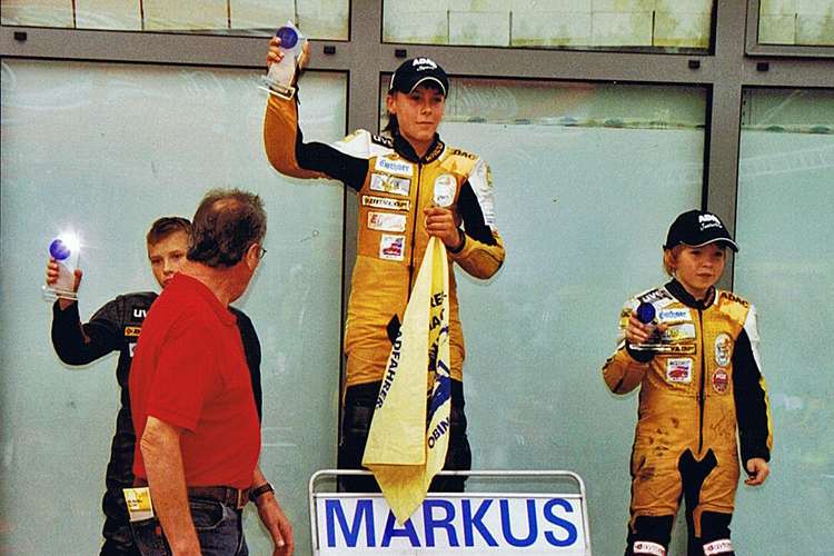 Markus Reiterberger (Mitte) mit Luca Grünwald (re.)