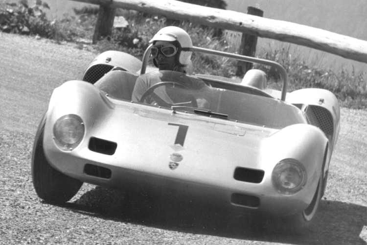 Edgar Barth beim Rossfeld-Bergrennen im Jahr 1964