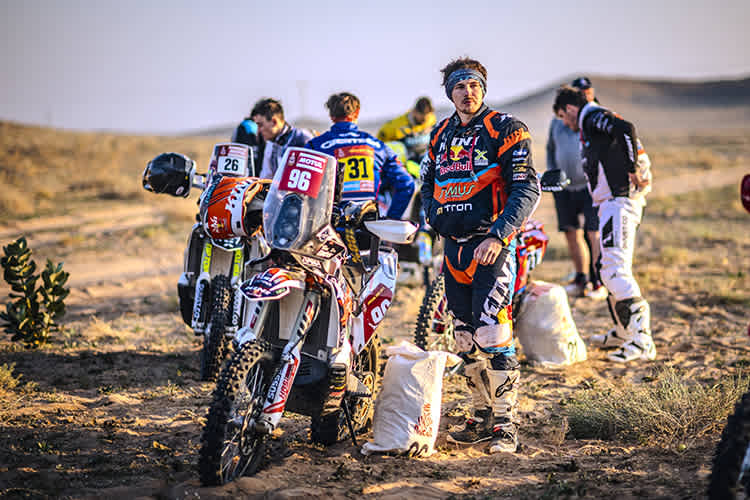 Tobias Ebster: Sieg in der Malle-Moto-Kategorie beim ersten Dakar-Start für den Österreicher