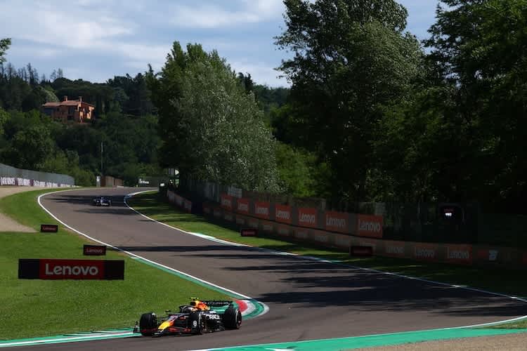 Yuki Tsunoda kämpfte sich im Imola-Rennen von ganz hinten auf Platz 10