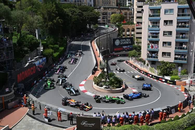 Die Strecke in Monaco ist zu eng zum Überholen. Mit einer neuen Boxenstopp-Regelung sollte das Rennen dieses Jahr aufgepeppt werden