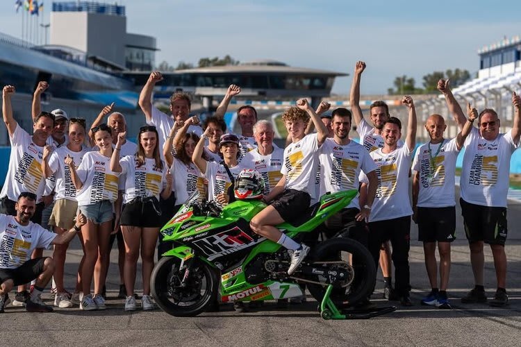 Der Vizeweltmeister ist zurück bei MTM Kawasaki