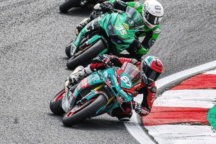 Marc Garcia lernte die Kove 450RR in Brands Hatch kennen