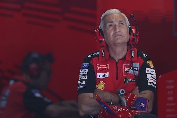 Ducati-Teammanager Davide Tardozzi (li.) mit Pecco Bagnaia