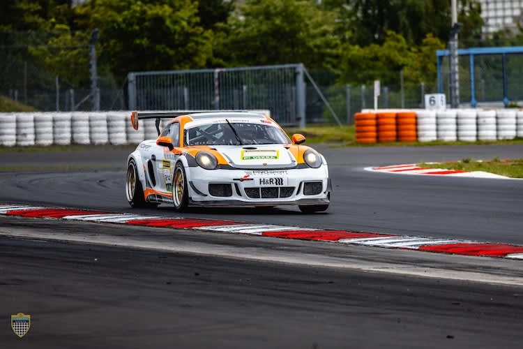 Der weiterentwickelte Porsche Cayman Pro4 von PROsport Racing