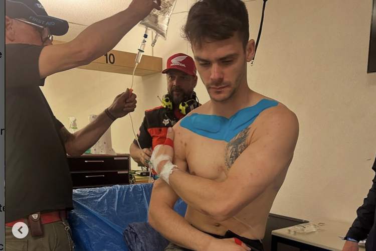 Tim Gajser kugelte sich die Schulter aus