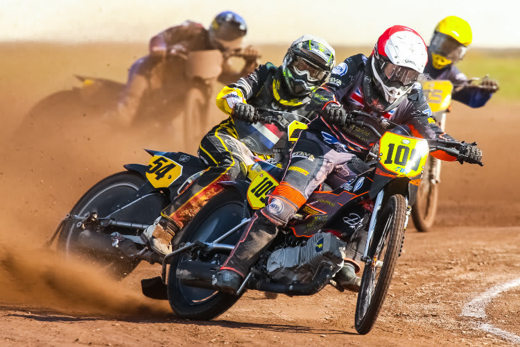 Zach Wajtknecht (vorne) ist WM-Leader