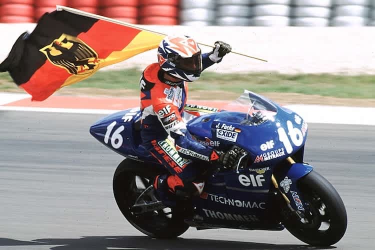 500er-Pilot Jürgen Fuchs beim Deutschland-GP 1997