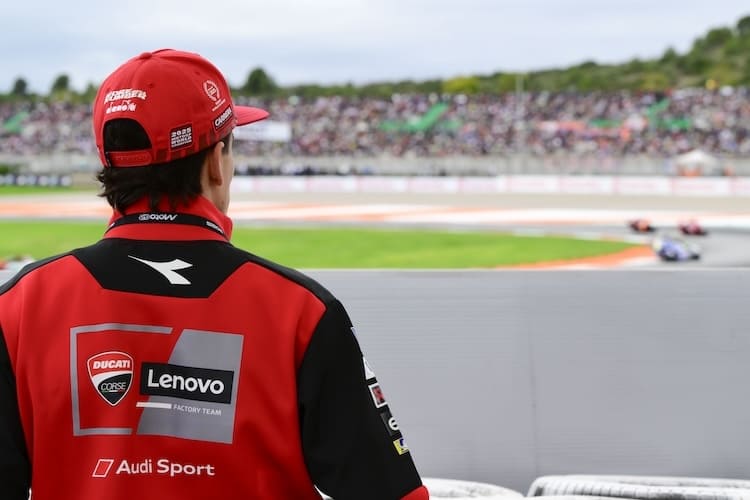 In Valencia war Marc Marquez zum Saisonabschluss als Zuschauer vor Ort. Die Überseerennen verfolgte er im Fernsehen