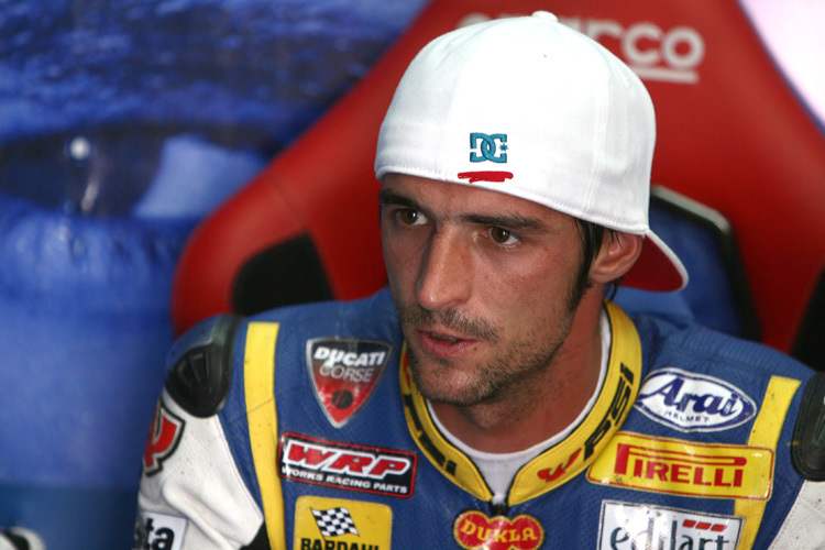 Smrz steigt von Ducati auf Aprilia um