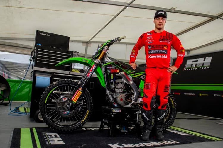 Es wird noch ein paar Wochen dauern, bis Henry Jacobi wieder aus seine Kawasaki steigen kann