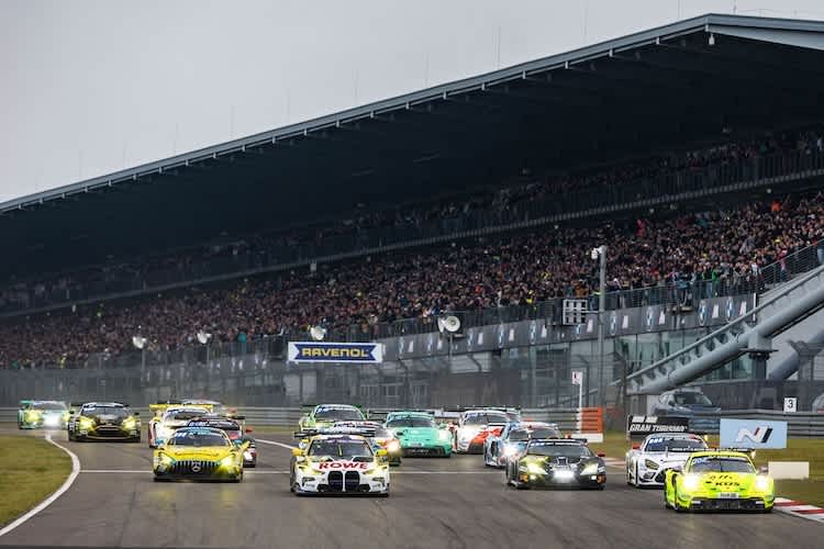 Das 24h-Rennen auf dem Nürburgring ist auch in diesem Jahr Publikumsmagnet