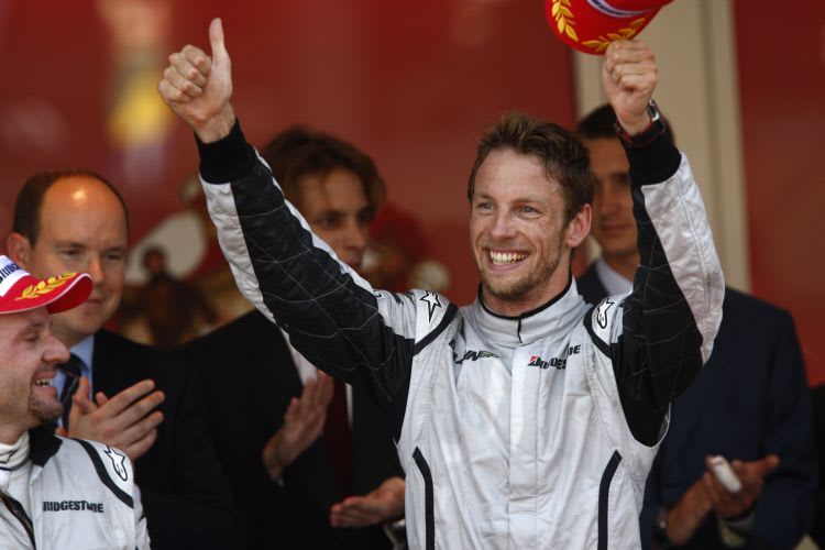 Button siegt und will nicht von den Folgen reden