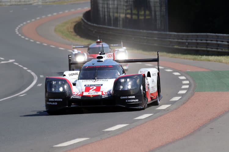Der Porsche 919 Hybrid von Timo Bernhard, Earl Bamber und Brendon Hartley