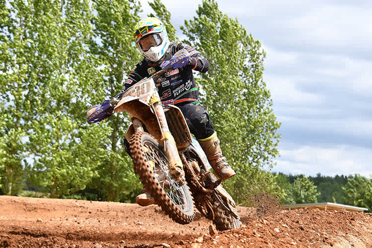 Wieso darf ein Motocrossler nicht trainieren?