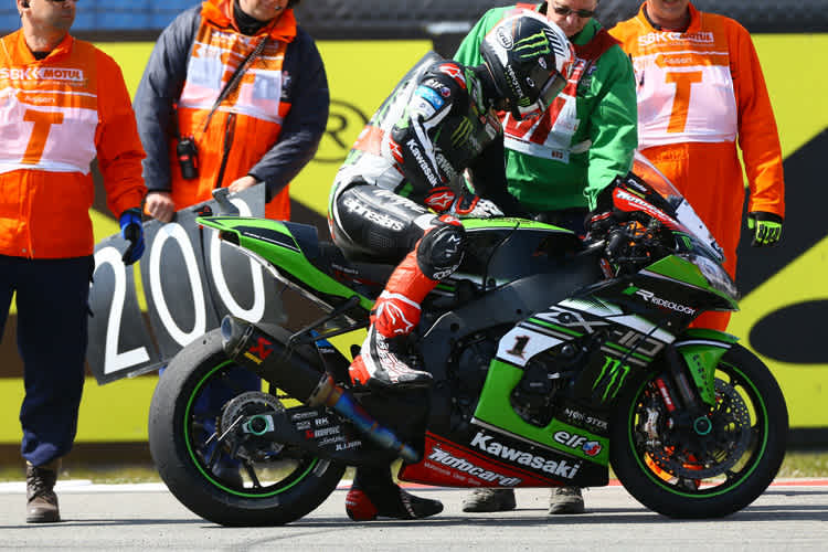 2017 fährt Jonathan Rea die Kawasaki ZX-10RR