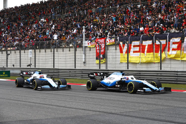 Die Williams von George Russell und Robert Kubica in China