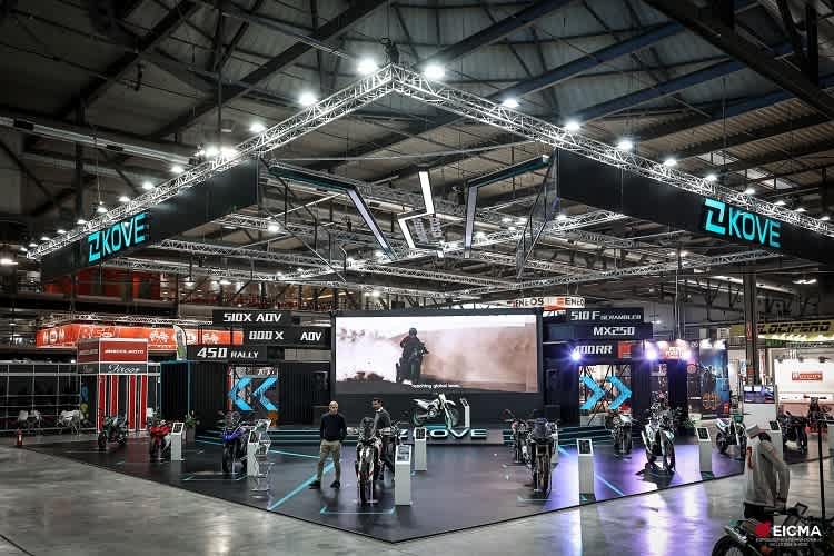 Stand von Kove Moto an der Motorradmesse Mailand: Ein Strauss von hübschen Motorrädern, keine Roller