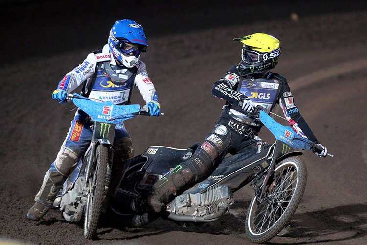 Tai Woffinden (re.) legte sich mit Nicki Pedersen an
