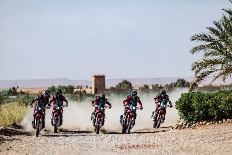 Honda will mit einem seiner fünf Piloten die Dakar 2020 gewinnen