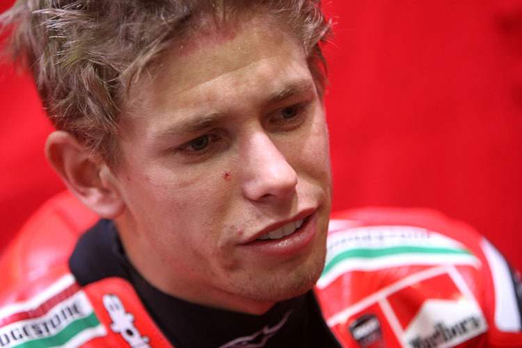 Casey Stoner: Beweglichkeit im Handgelenk fehlt
