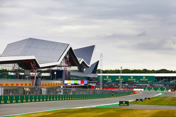 Dunkle Wolken über Silverstone