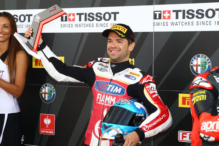 Nach Australien startet Carlos Checa in Silverstone zum zweiten Mal 2013 aus der ersten Reihe